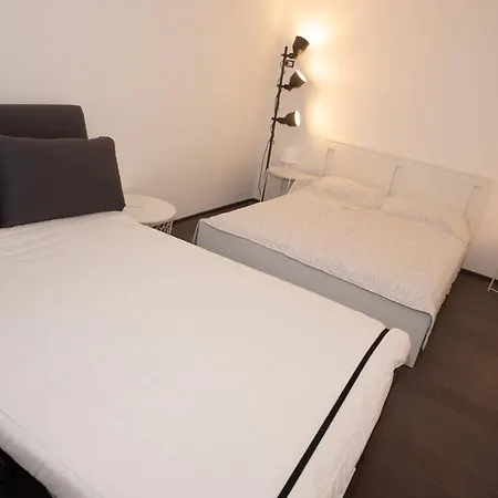 Art & Design On The Corner - Via Savona Mailand